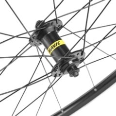 MAVIC ACCESS R17 RB 700 QR PŘE