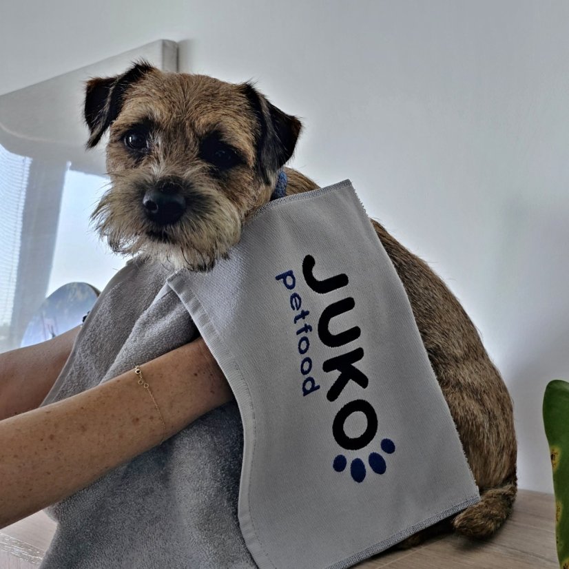 Ručník pro psa stříbrný JUKO 30 x 90 cm