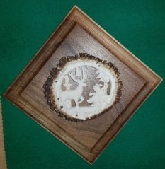 Vyřezávaná růže - obrázek svatý Hubert