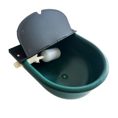 Automatická plastová napáječka pro dobytek